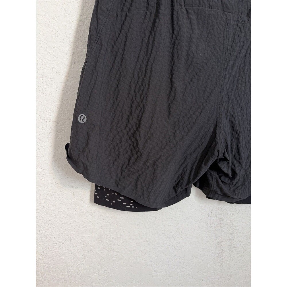 Lululemon Mens M Surge Lined Shorts Limited Edition 6" OOM Liner Black Running - Picture 6 of 8
